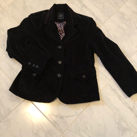 Lady Hathaway black velvety soft stretchy blazer